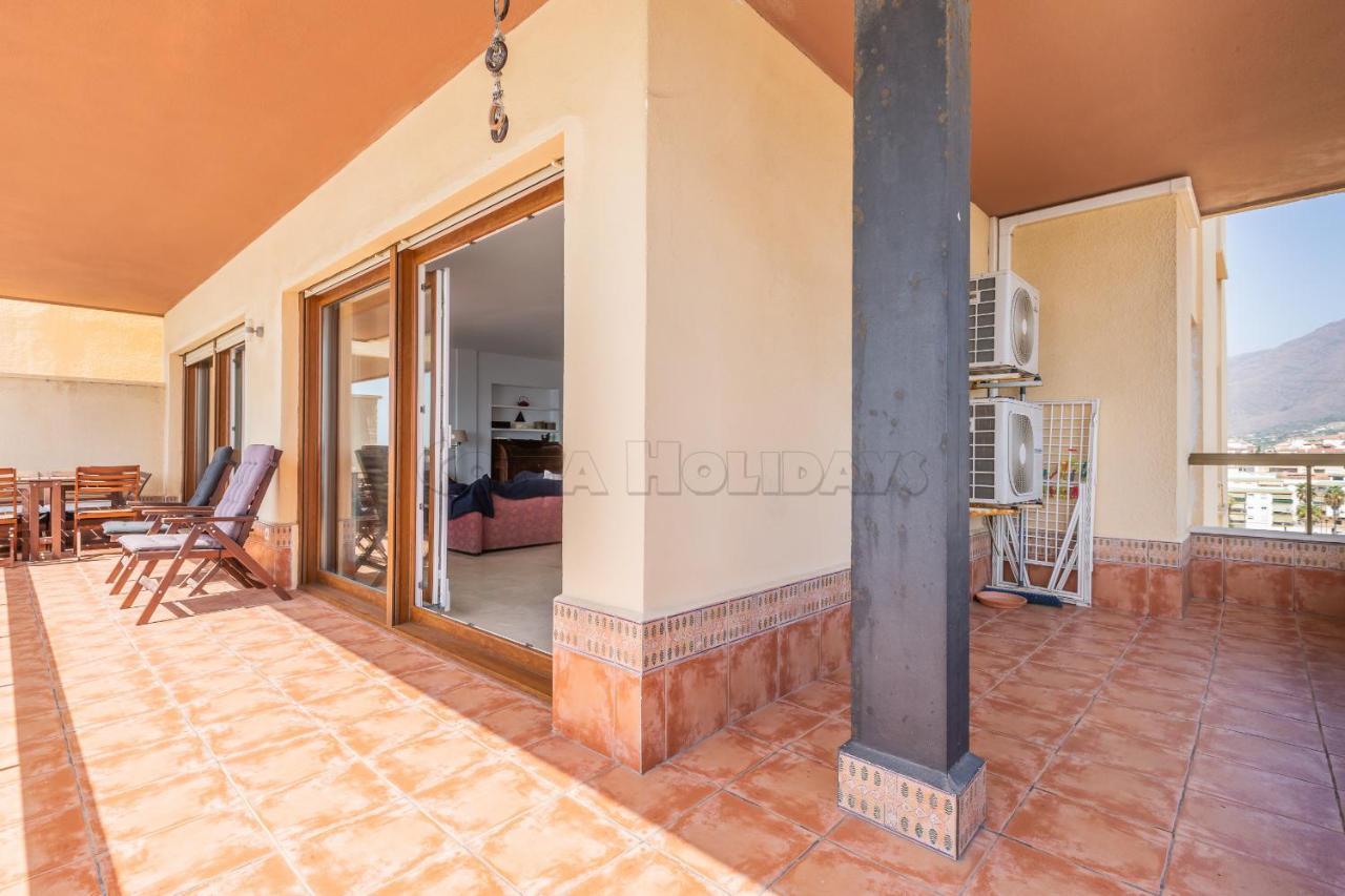 Los Reales 8C Estepona Exteriör bild